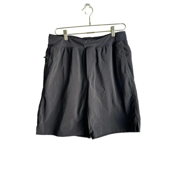 Fabletics The Franchise Short Men's L Light Black Activewear Quick Drying - Picture 1 of 7